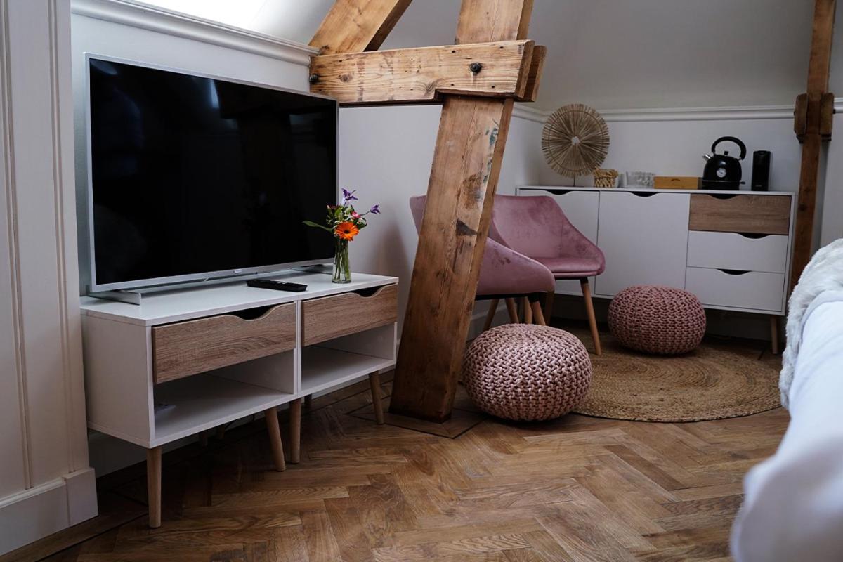 Boetiekhotel Ons Oude Raadhuis Hooge Zwaluwe Bagian luar foto