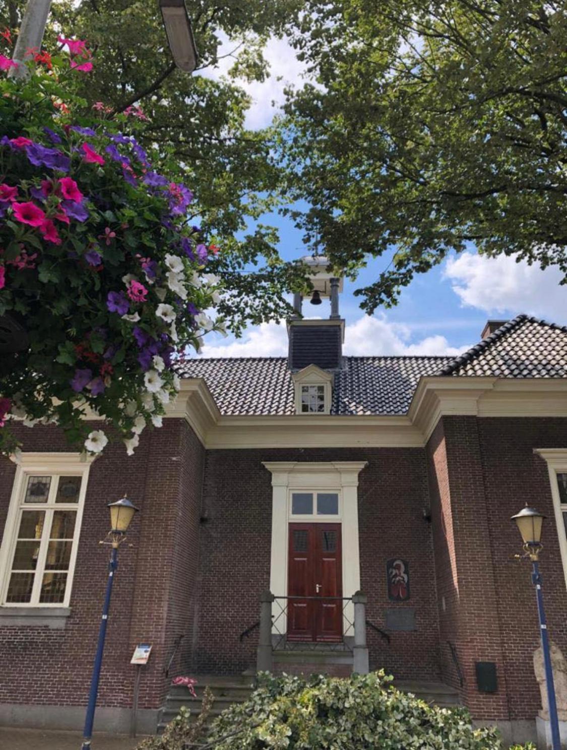 Boetiekhotel Ons Oude Raadhuis Hooge Zwaluwe Bagian luar foto