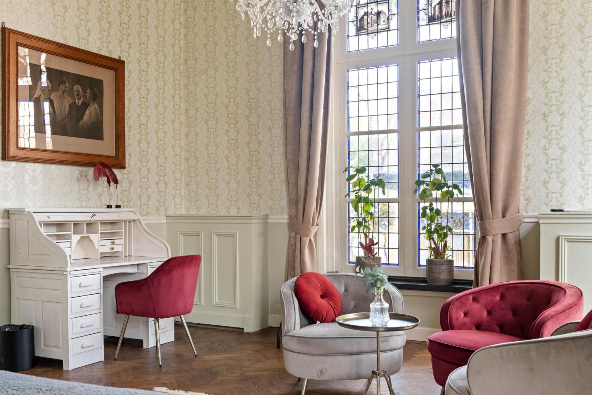 Boetiekhotel Ons Oude Raadhuis Hooge Zwaluwe Bagian luar foto