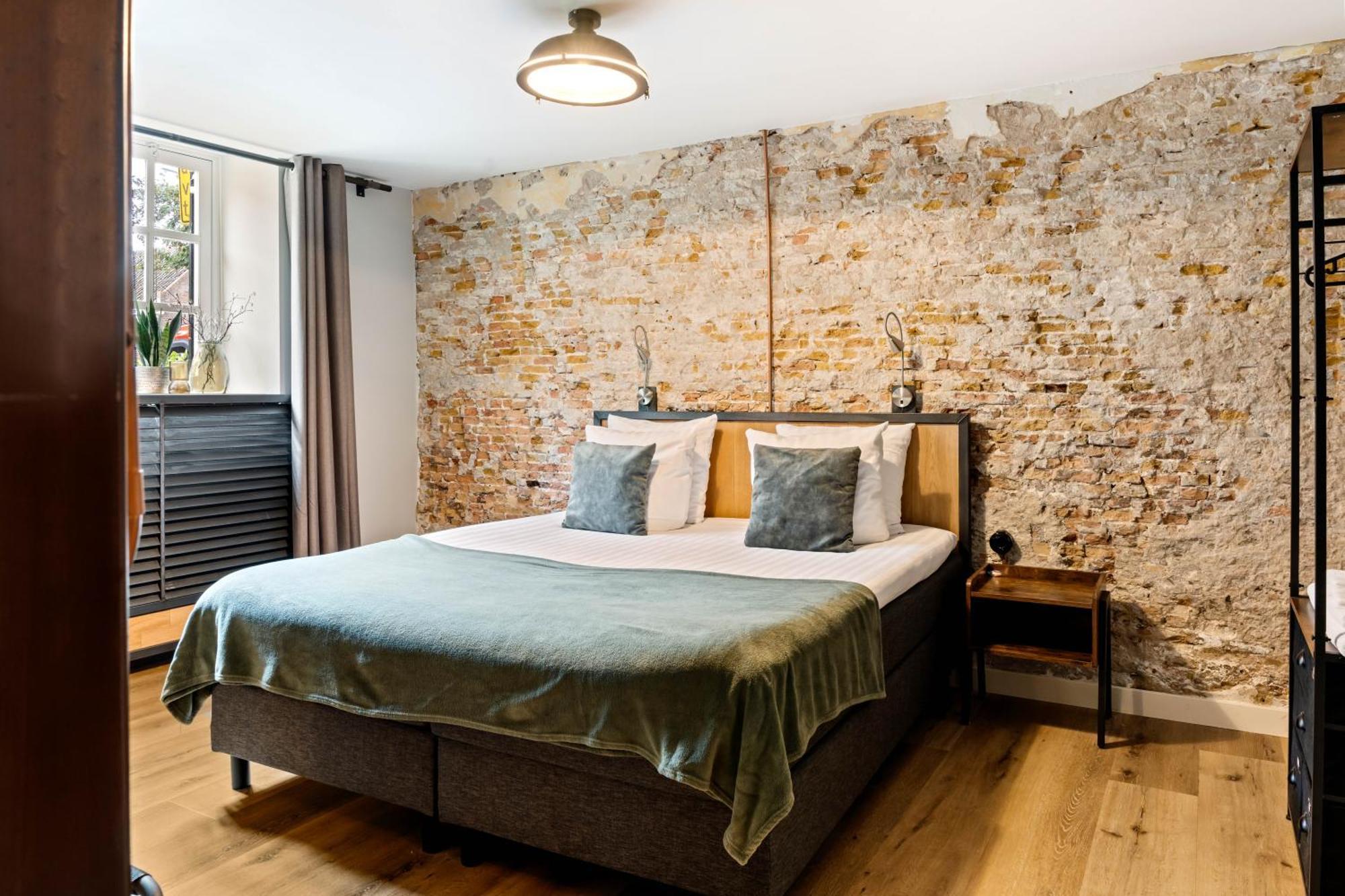 Boetiekhotel Ons Oude Raadhuis Hooge Zwaluwe Bagian luar foto