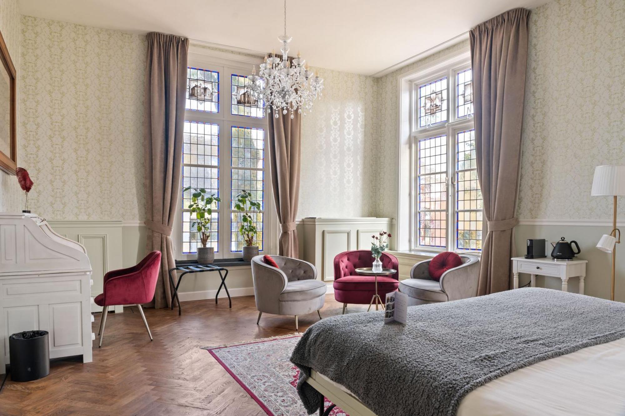 Boetiekhotel Ons Oude Raadhuis Hooge Zwaluwe Bagian luar foto