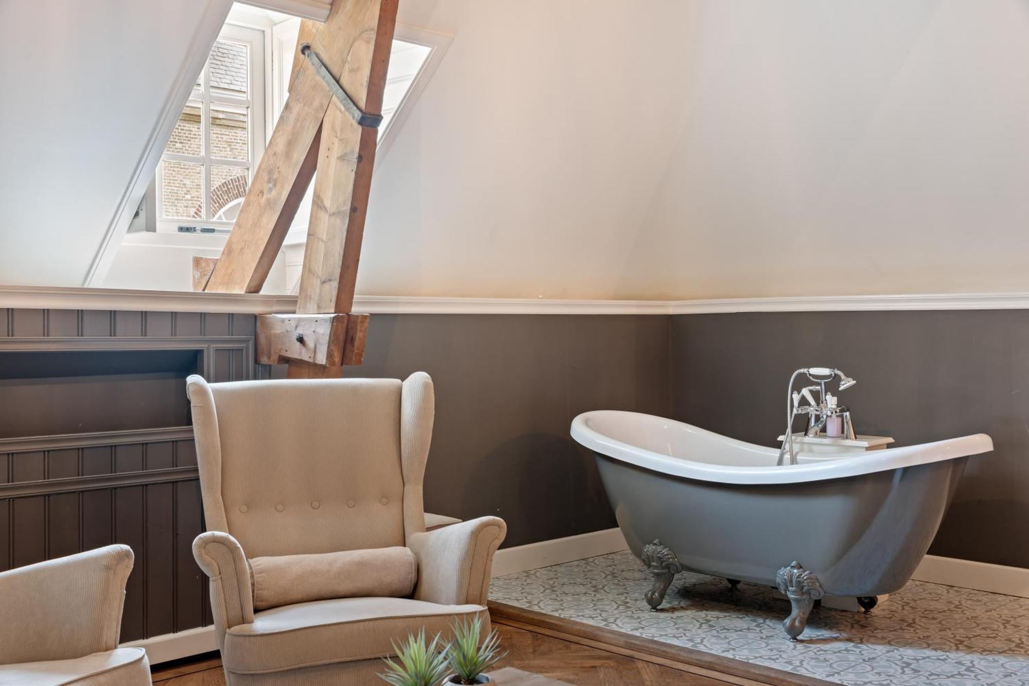 Boetiekhotel Ons Oude Raadhuis Hooge Zwaluwe Bagian luar foto