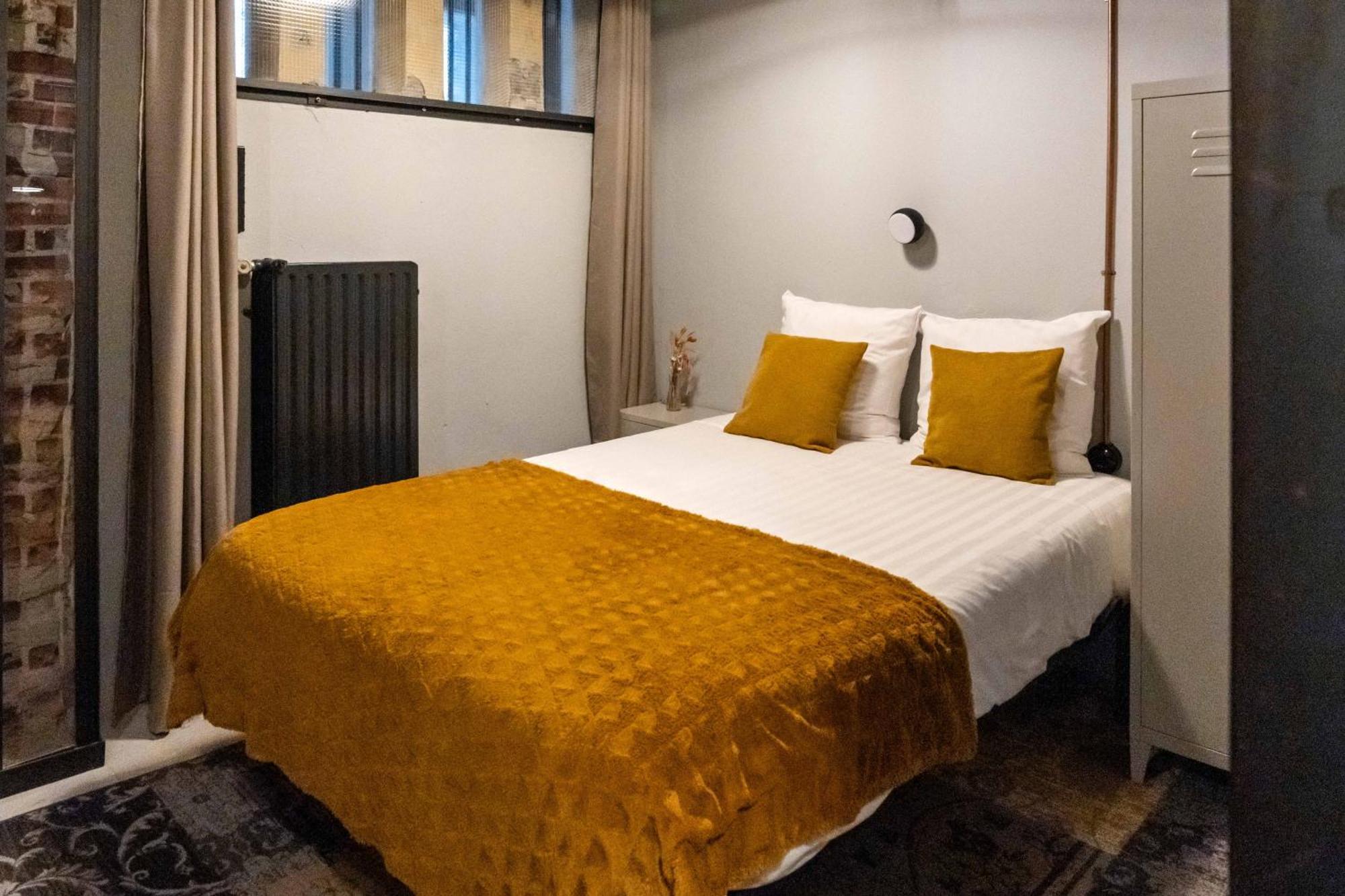 Boetiekhotel Ons Oude Raadhuis Hooge Zwaluwe Bagian luar foto