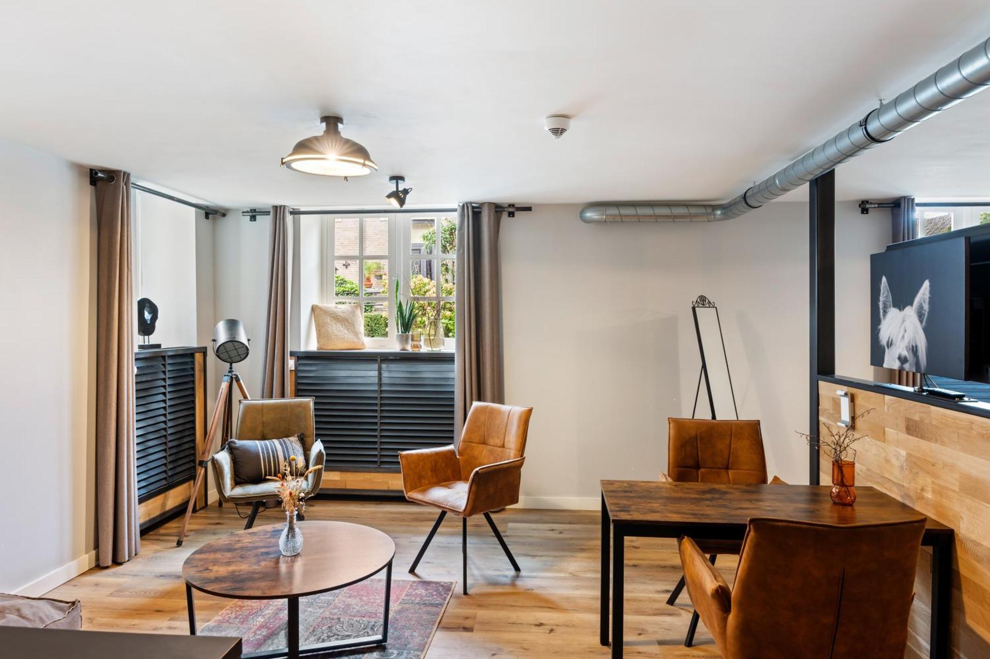Boetiekhotel Ons Oude Raadhuis Hooge Zwaluwe Bagian luar foto
