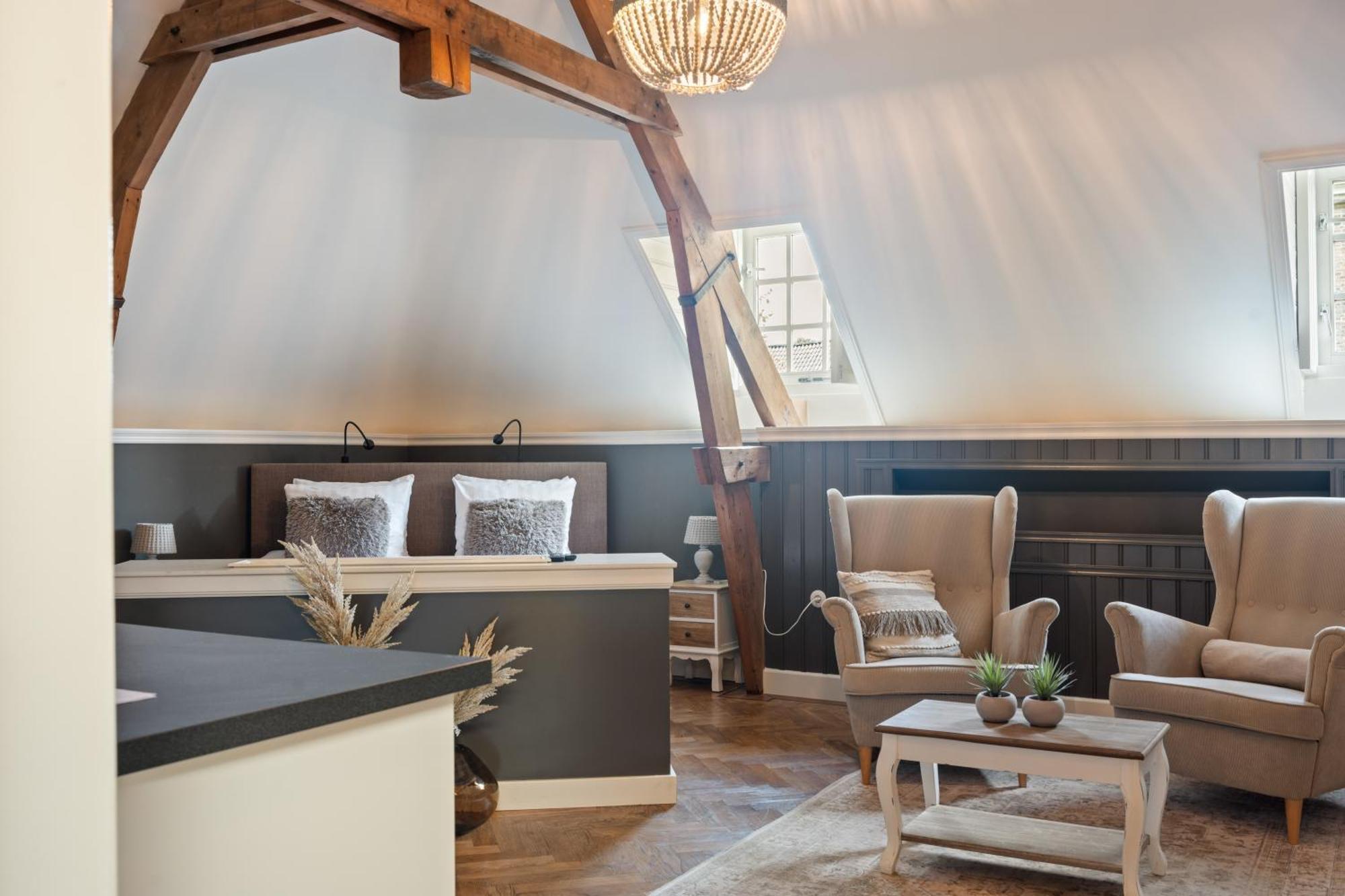 Boetiekhotel Ons Oude Raadhuis Hooge Zwaluwe Bagian luar foto