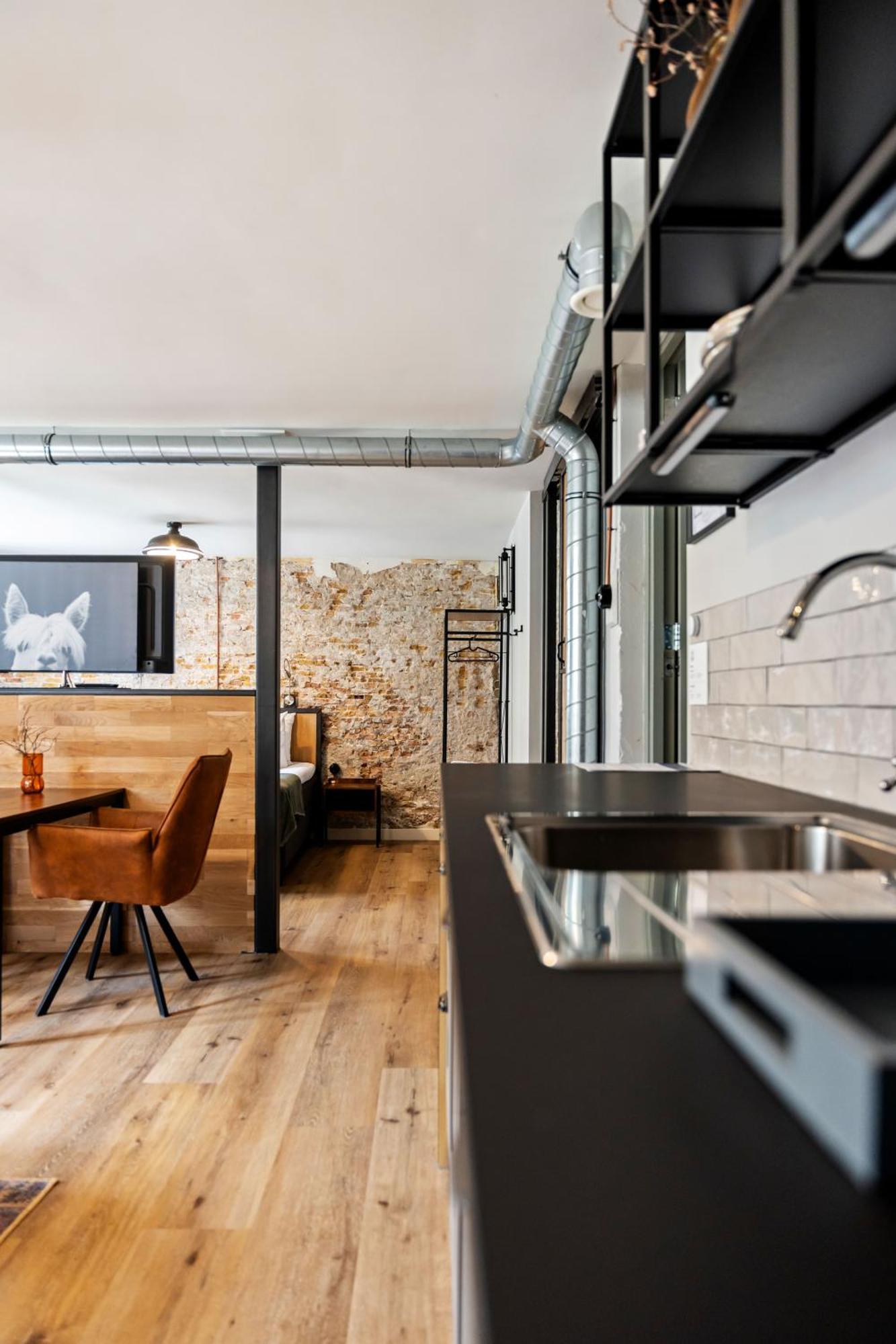 Boetiekhotel Ons Oude Raadhuis Hooge Zwaluwe Bagian luar foto