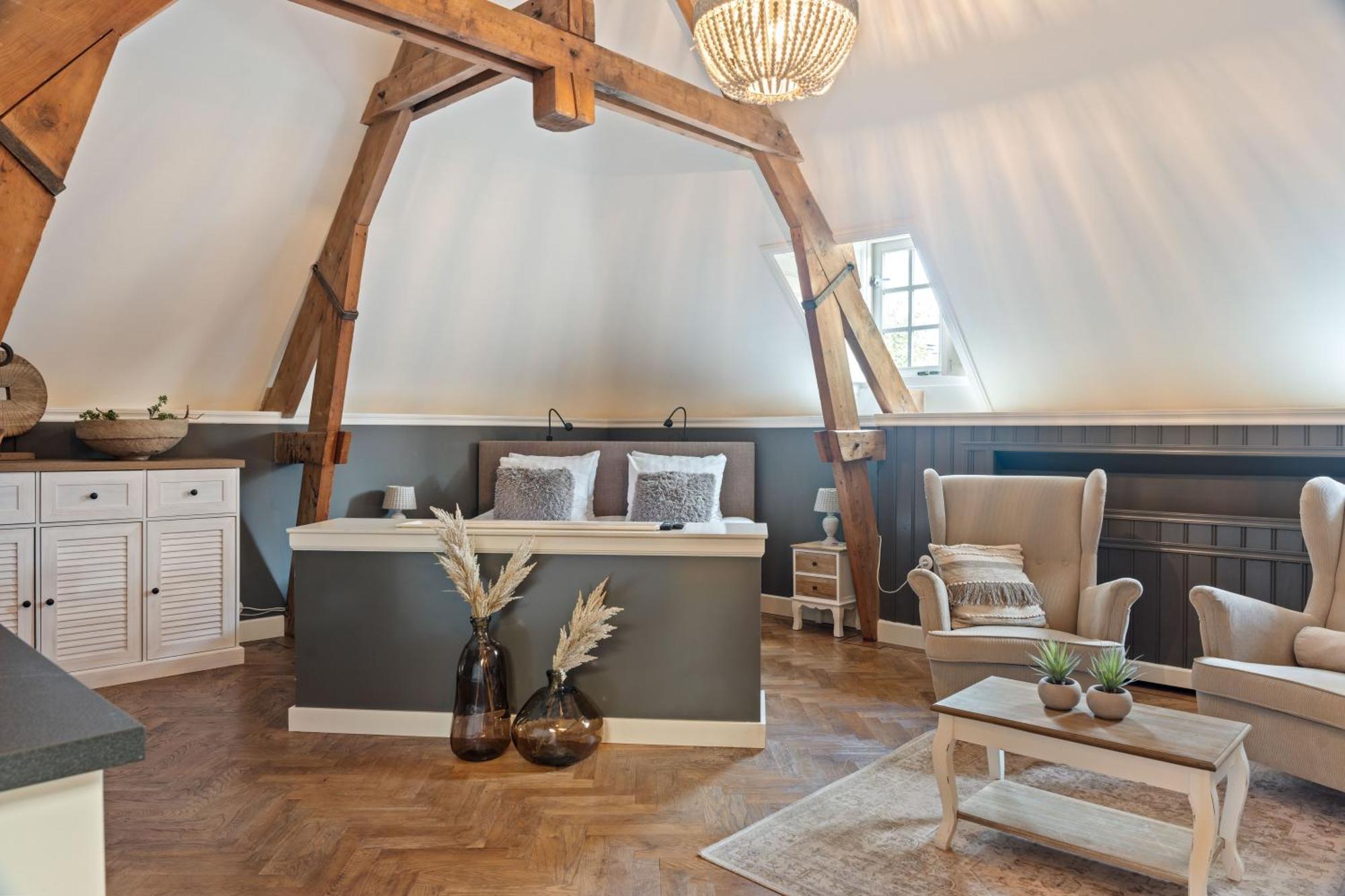 Boetiekhotel Ons Oude Raadhuis Hooge Zwaluwe Bagian luar foto