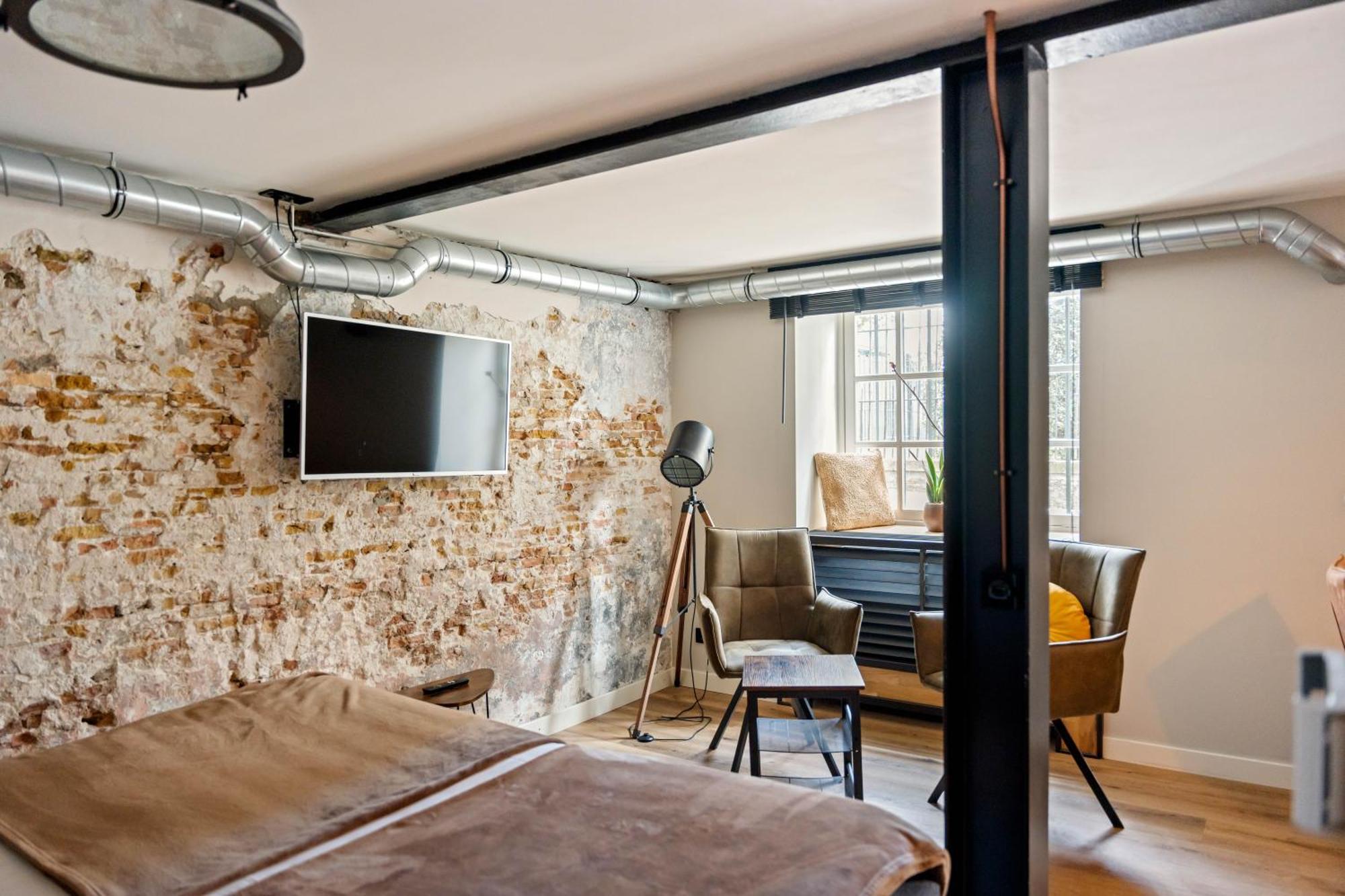 Boetiekhotel Ons Oude Raadhuis Hooge Zwaluwe Bagian luar foto