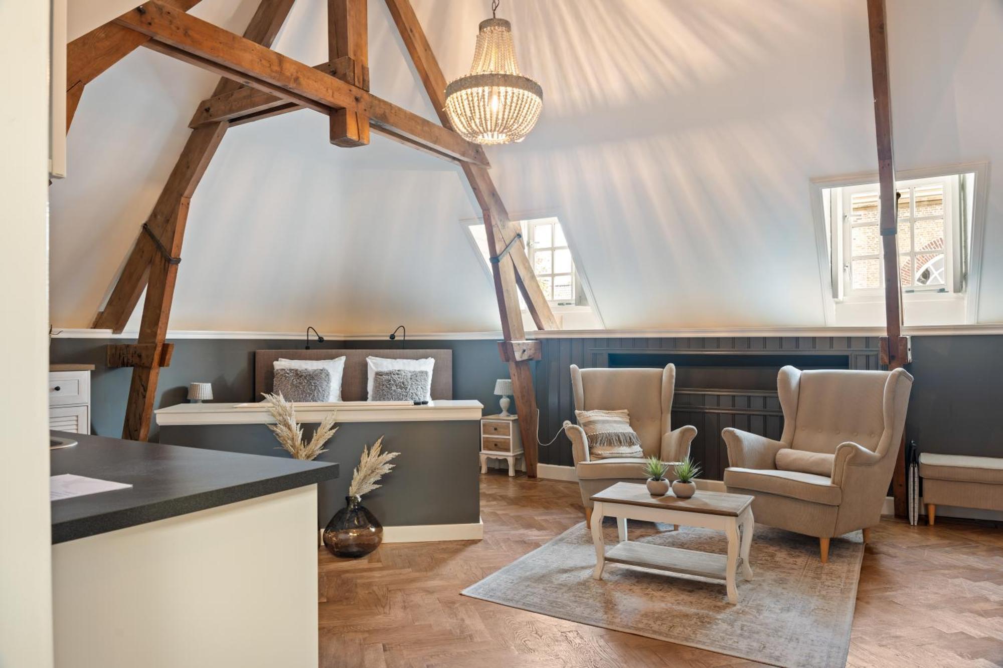 Boetiekhotel Ons Oude Raadhuis Hooge Zwaluwe Bagian luar foto