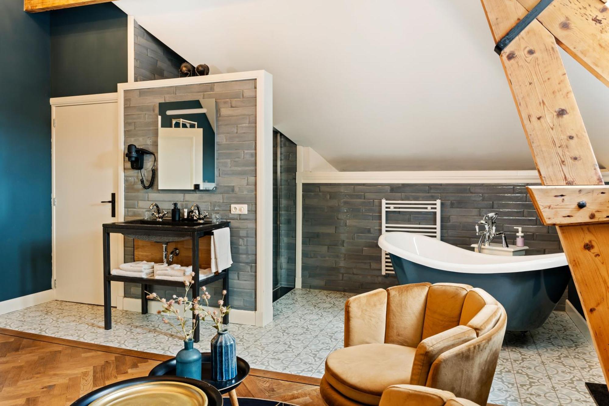 Boetiekhotel Ons Oude Raadhuis Hooge Zwaluwe Bagian luar foto